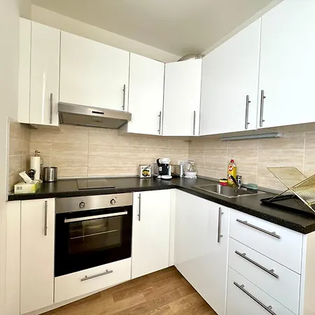 Riverside Premium Apartment Prague Exterior photo