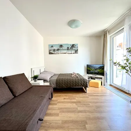 Riverside Premium Apartment Prague Exterior photo